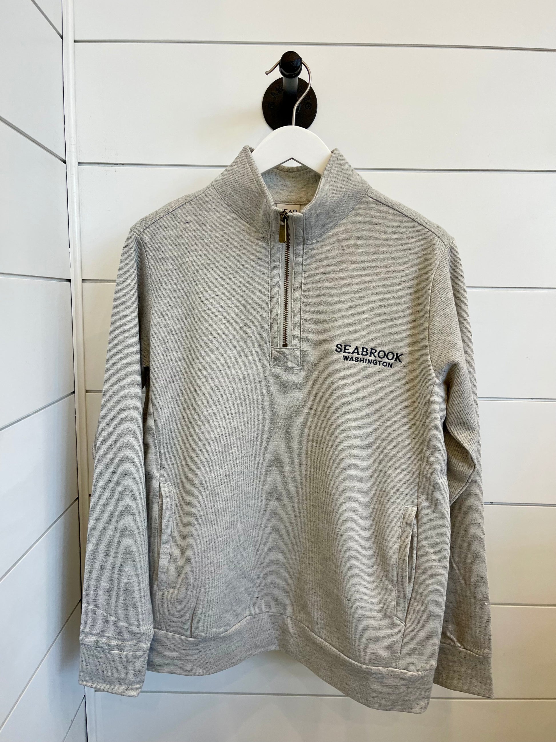 Lightweight Quarter Zip